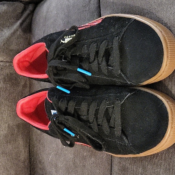 RARE PUMA X Santa CruZ skateboard collaboration size 10.5 mens - Picture 2 of 9